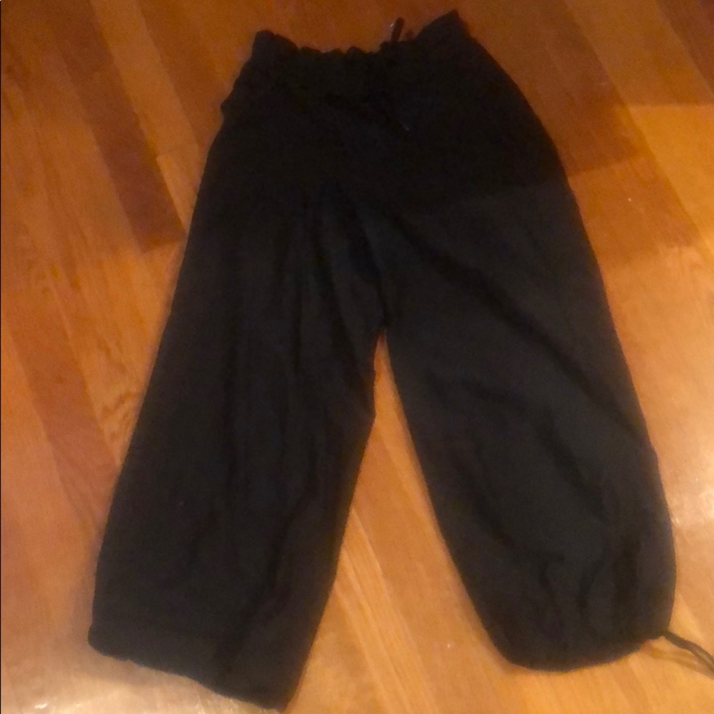 Lululemon Black Crops